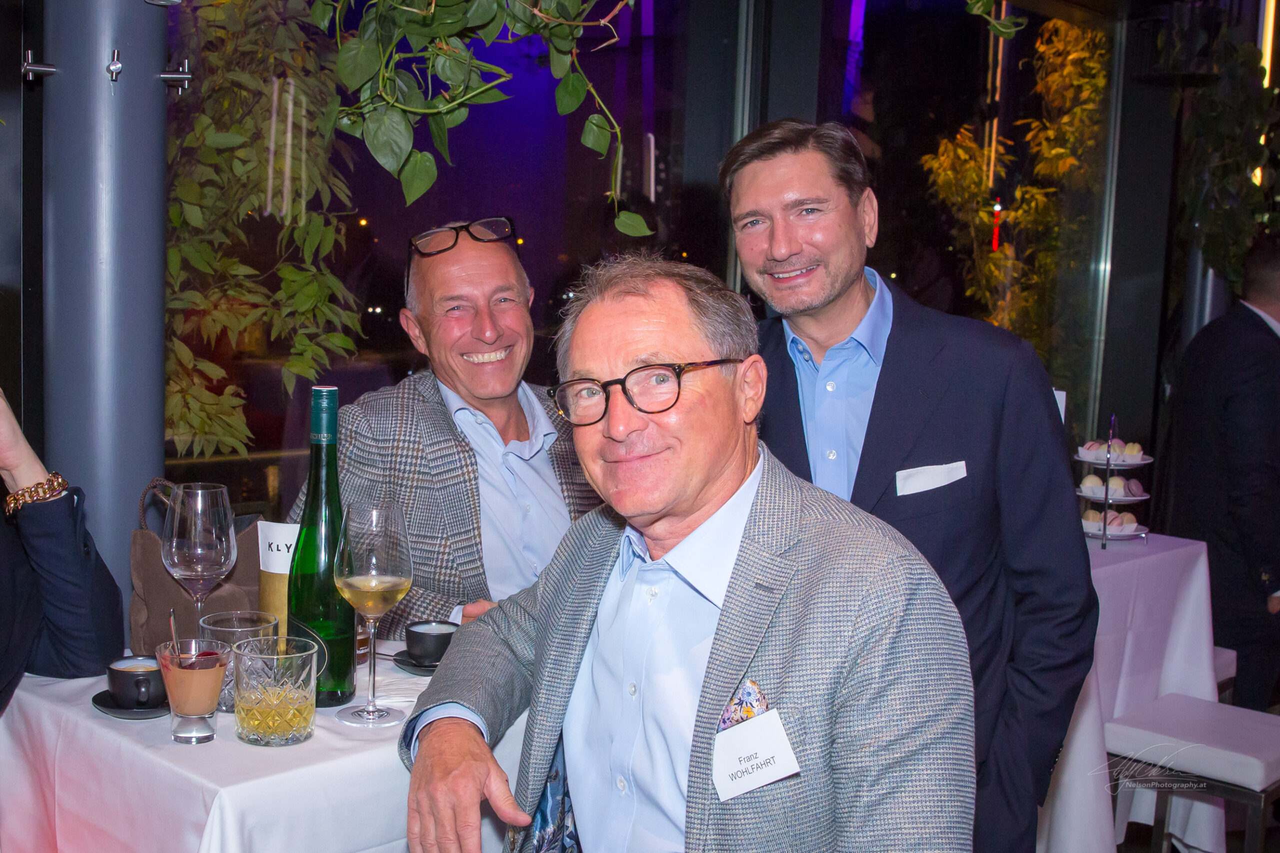 Dr. Walter Schwartz mit Kollegen